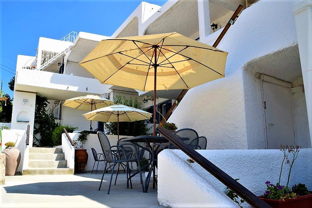 Attica Hotel Ephie Vathí Екстериор снимка